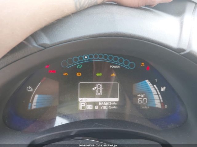 1N4AZ0CP8EC331536 Nissan LEAF S
