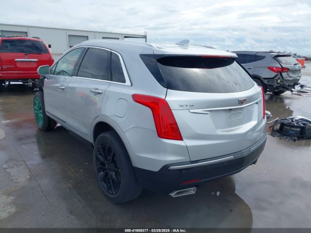 2019 CADILLAC XT5 1GYKNERS0KZ218122 Photo 2