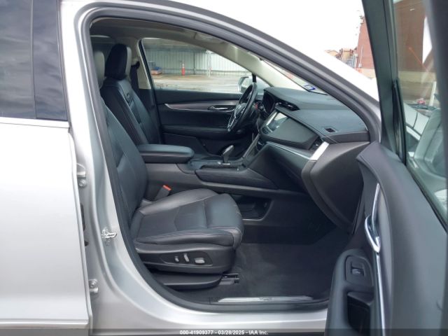2019 CADILLAC XT5 1GYKNERS0KZ218122 Photo 4