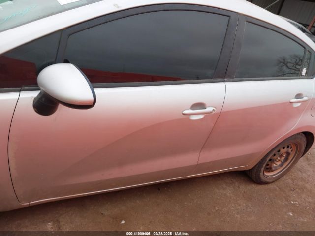 KNADM4A37G6633251 KIA RIO LX