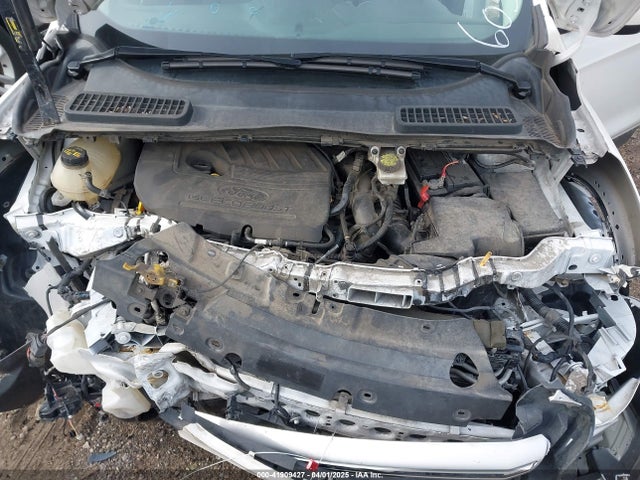 1FMCU9GD4HUA60264 Ford ESCAPE SE