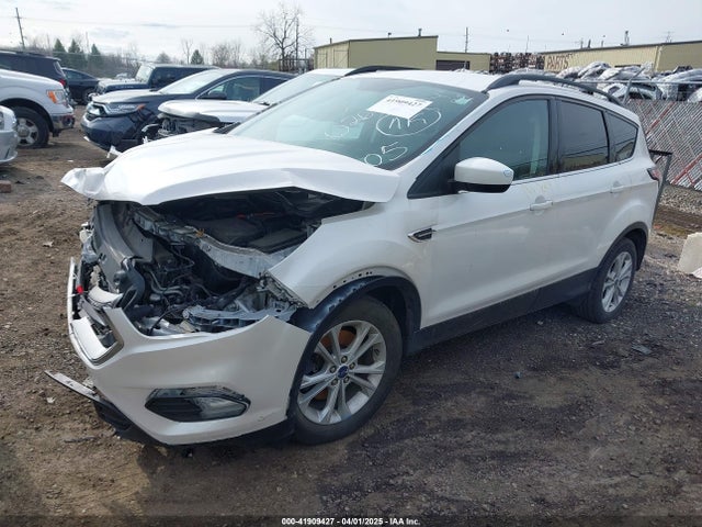 1FMCU9GD4HUA60264 Ford ESCAPE SE