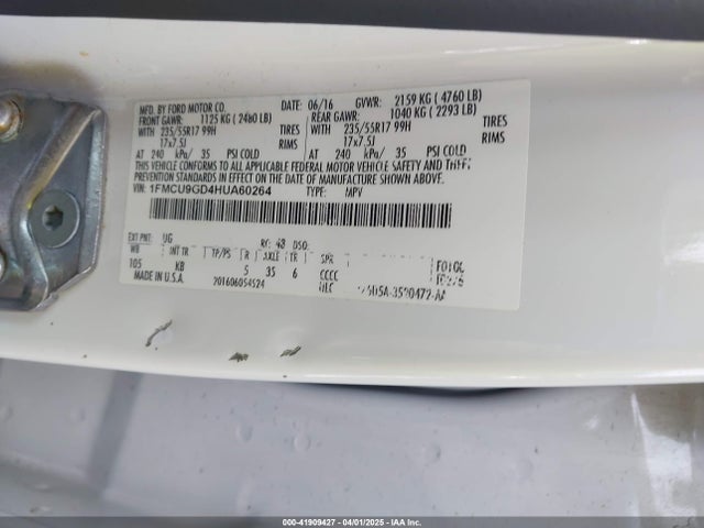1FMCU9GD4HUA60264 Ford ESCAPE SE