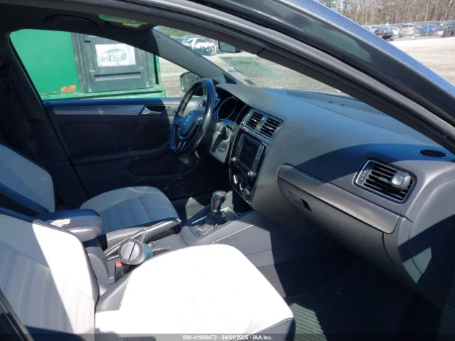 3VWD17AJ8GM399713 Volkswagen Jetta 1.8t Sport