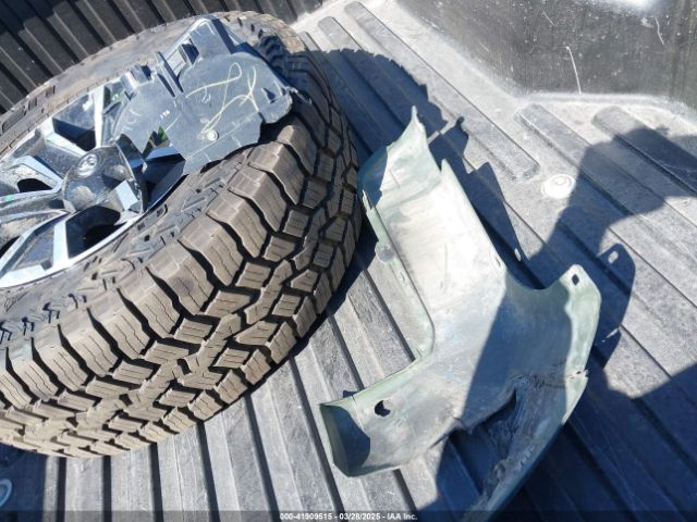 3TMCZ5AN0NM470396 Toyota Tacoma Trd Sport