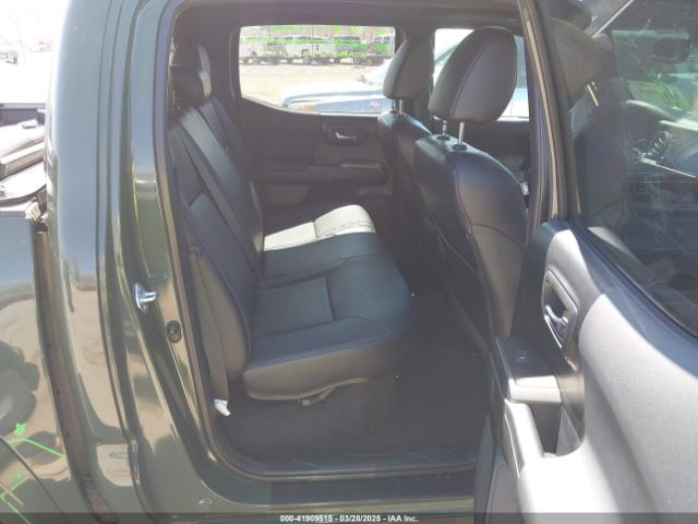 3TMCZ5AN0NM470396 Toyota Tacoma Trd Sport