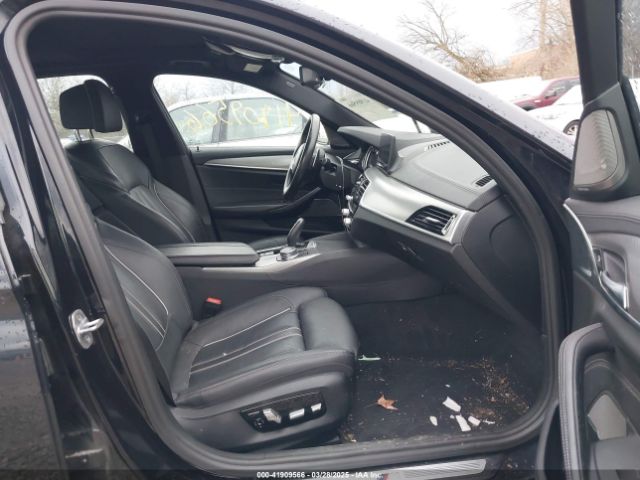 WBAJE7C34HG888496 BMW 540i Xdrive