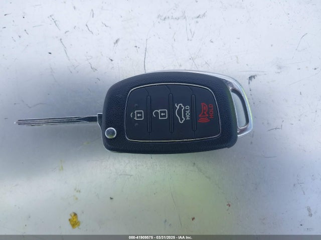 5NPE24AF7FH172712 Hyundai SONATA SE