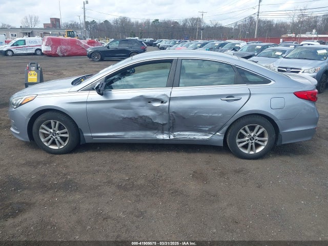 5NPE24AF7FH172712 Hyundai SONATA SE