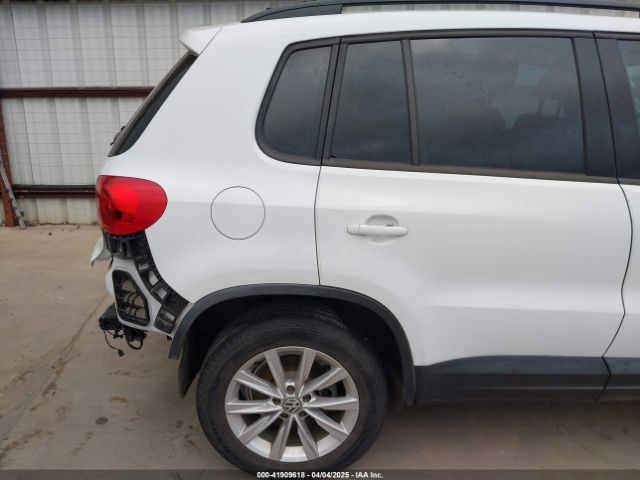 WVGAV7AX5FW585248 Volkswagen TIGUAN SE