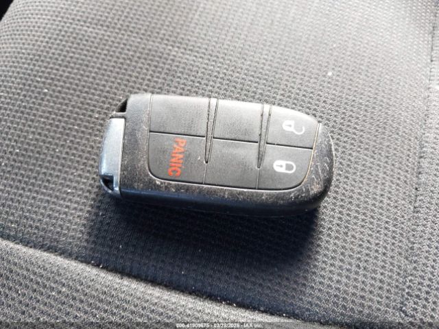 1C4RJFAG4FC870327 Jeep Grand Cherokee Laredo