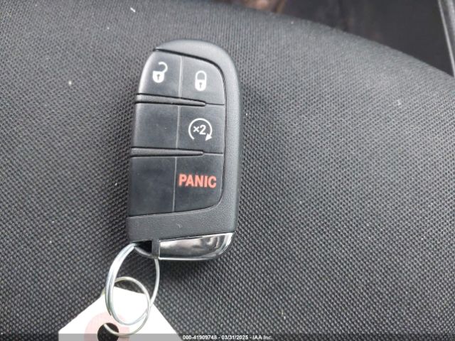 ZACNJDB15NPN64189 Jeep Renegade Latitude 4x4