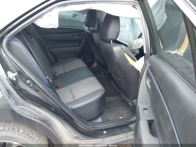 2T1BURHE8JC053991 Toyota COROLLA SE