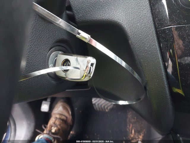 Nissan ROGUE S 2019 5N1AT2MT7KC829981 Image 11