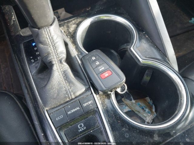 4T1B61HK5KU818351 Toyota CAMRY XSE