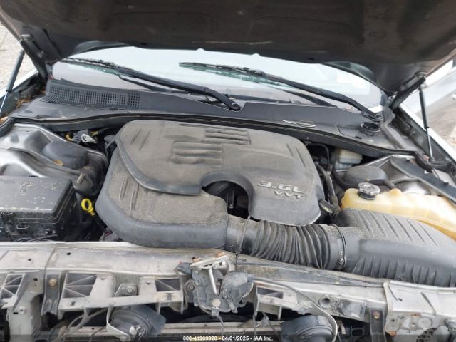 2011 CHRYSLER 300 2C3CA5CG5BH582695 Photo 9
