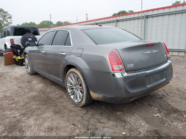 2011 CHRYSLER 300 2C3CA5CG5BH582695 Photo 2