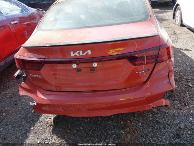 3KPF54AD5NE498005 KIA Forte Gt-line