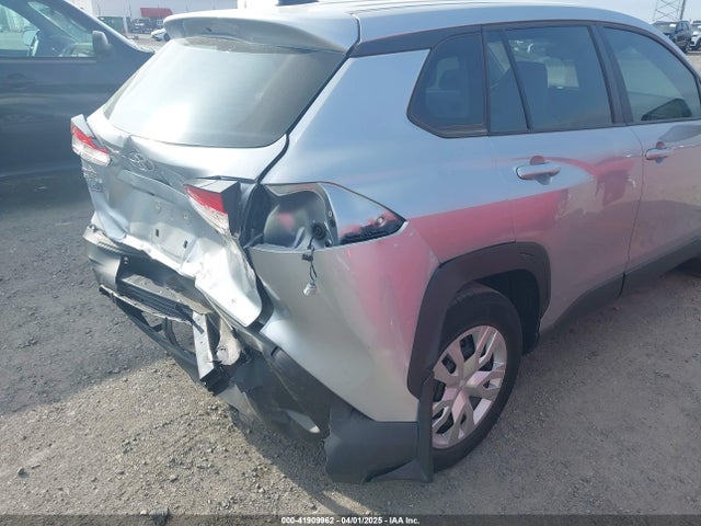 Toyota Corolla Cross L 2024 7MUAAAAG2RV103570 Image 18