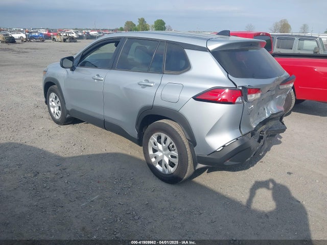 Toyota Corolla Cross L 2024 7MUAAAAG2RV103570 Image 3