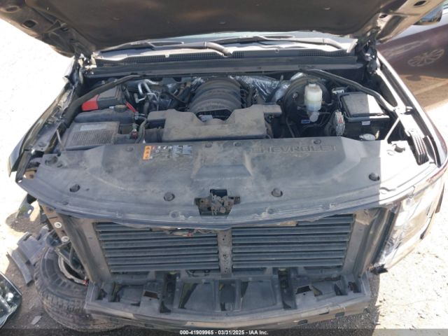 1GNSCHKCXJR128787 Chevrolet Suburban Lt