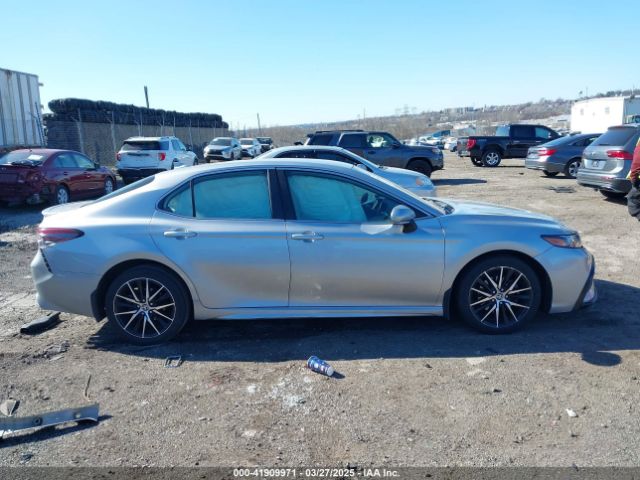 4T1G11AK8NU650918 Toyota CAMRY SE
