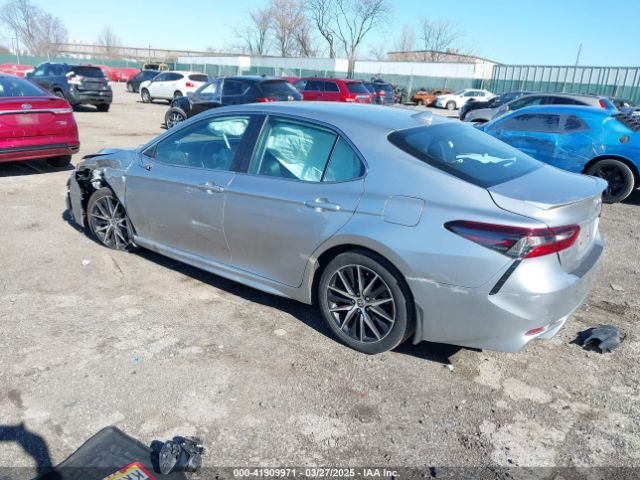 4T1G11AK8NU650918 Toyota CAMRY SE