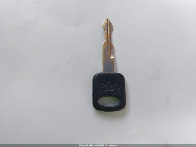 1FBSS3BL9EDA86585 Ford E-350 Super Duty Xlt
