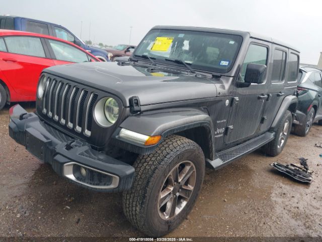 1C4HJXEG9JW298495 Jeep Wrangler Unlimited Sahara 4x4