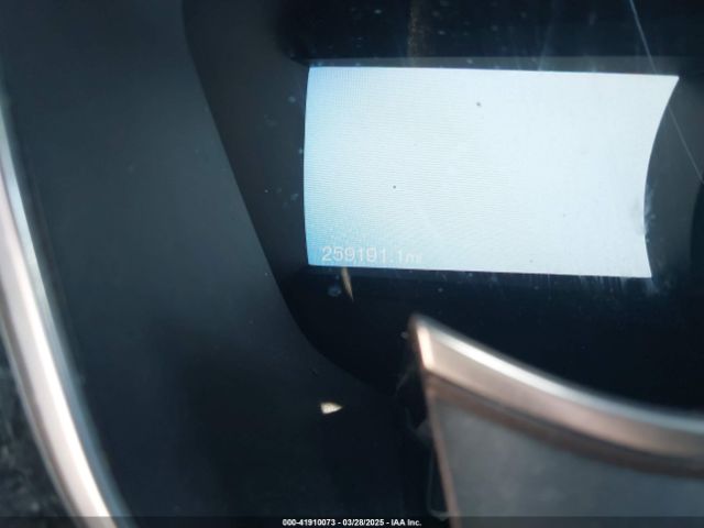 3FA6P0HD8HR103620 Ford FUSION SE