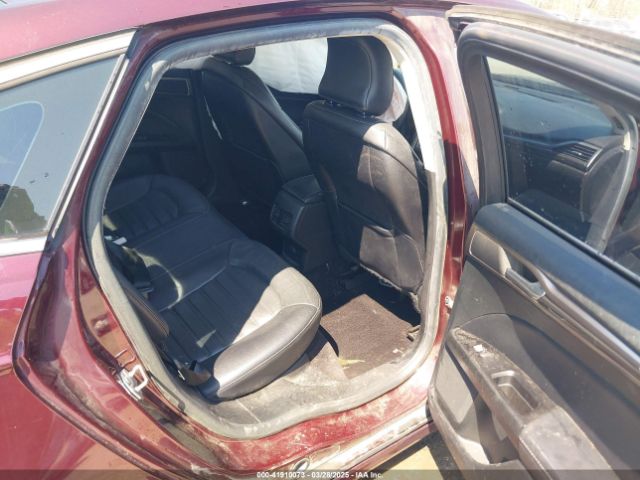 3FA6P0HD8HR103620 Ford FUSION SE