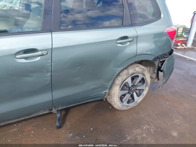 JF2SJAGC5JH551444 Subaru Forester 2.5i Premium