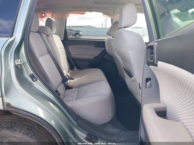 JF2SJAGC5JH551444 Subaru Forester 2.5i Premium