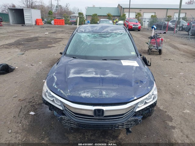 1HGCR2F33HA252526 Honda ACCORD LX