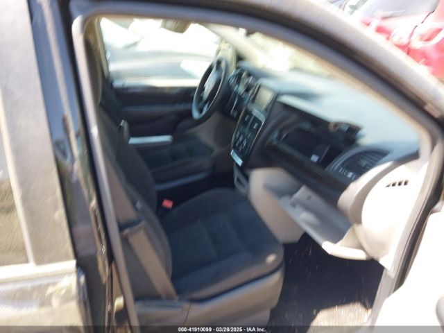 2C4RDGBG7KR614258 Dodge Grand Caravan Se