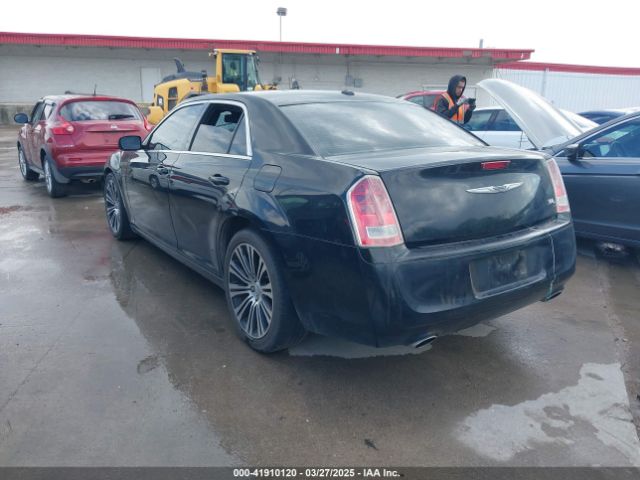 2013 CHRYSLER 300 2C3CCABT4DH727357 Photo 2