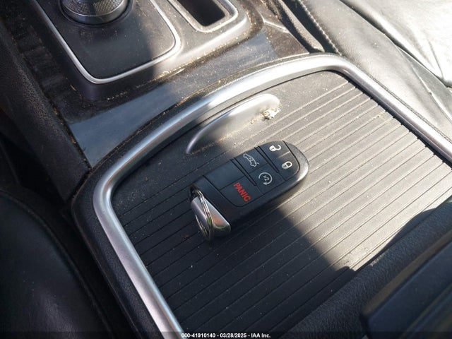 Chrysler 300 Limited 2015 2C3CCAAG2FH786866 Image 11