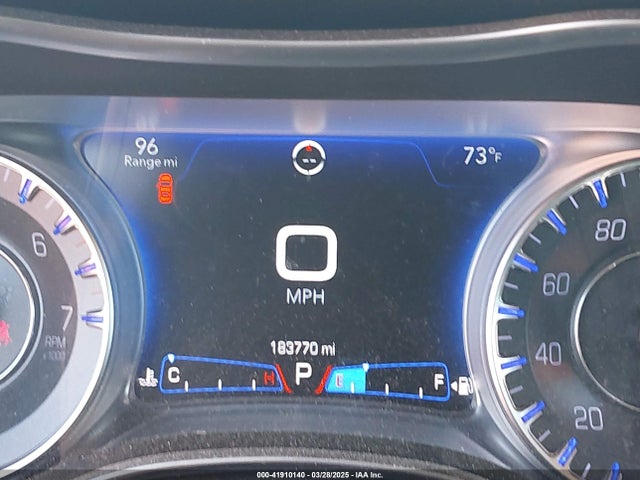 Chrysler 300 Limited 2015 2C3CCAAG2FH786866 Image 16