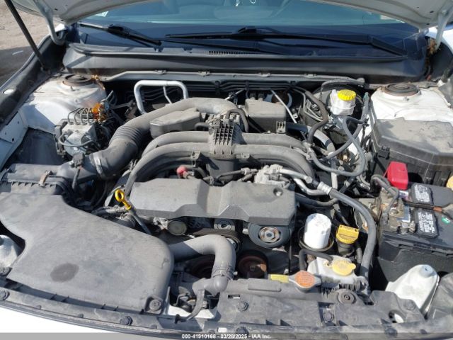 4S3BNAB65J3019211 Subaru Legacy 2.5i