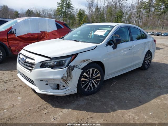 4S3BNAB65J3019211 Subaru Legacy 2.5i