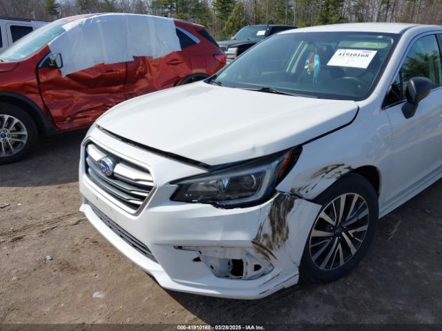 4S3BNAB65J3019211 Subaru Legacy 2.5i