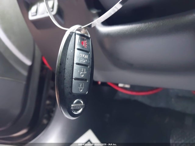 3N1AB7AP8KY378095 Nissan SENTRA SV