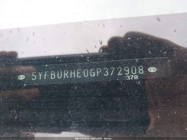 5YFBURHE0GP372908 Toyota COROLLA LE