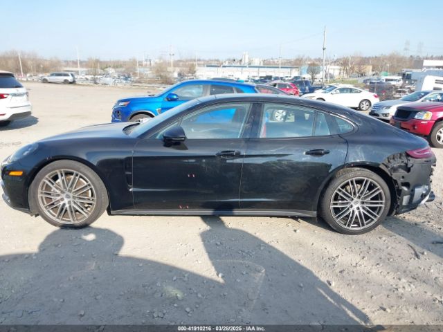 WP0AA2A73JL119458 Porsche PANAMERA 4