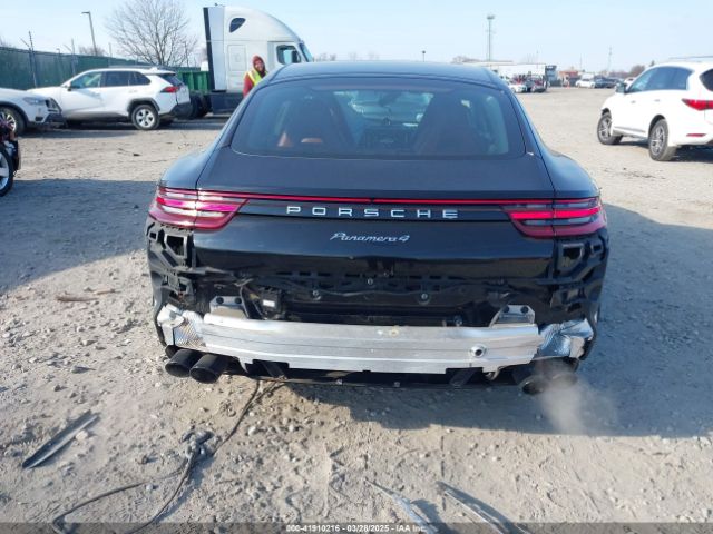 WP0AA2A73JL119458 Porsche PANAMERA 4