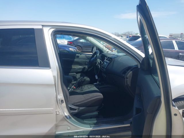 4A4AP4AU1FE001722 Mitsubishi Outlander Sport Se