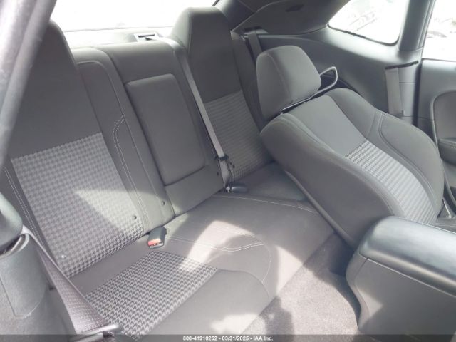 2023 DODGE CHALLENGER 2C3CDZAG1PH565773 Photo 7