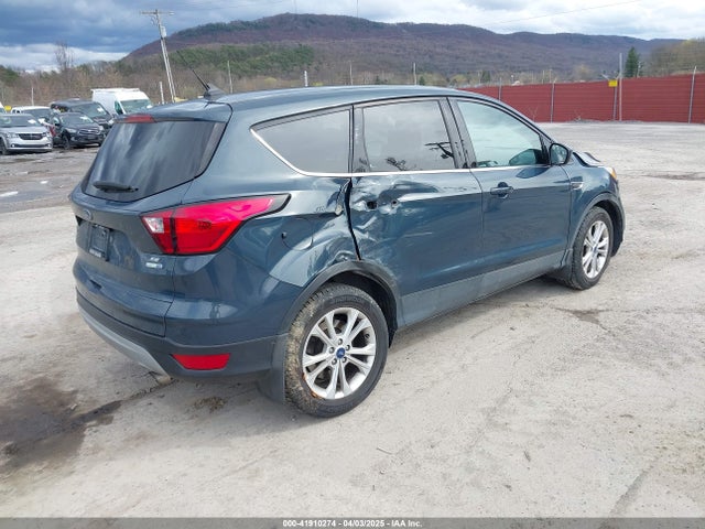 1FMCU9GD3KUA14724 Ford ESCAPE SE
