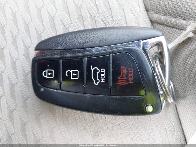 5XYZU3LB2JG537197 Hyundai Santa Fe Sport 2.4l