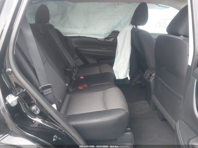 JN8AT2MT1HW387537 Nissan ROGUE S